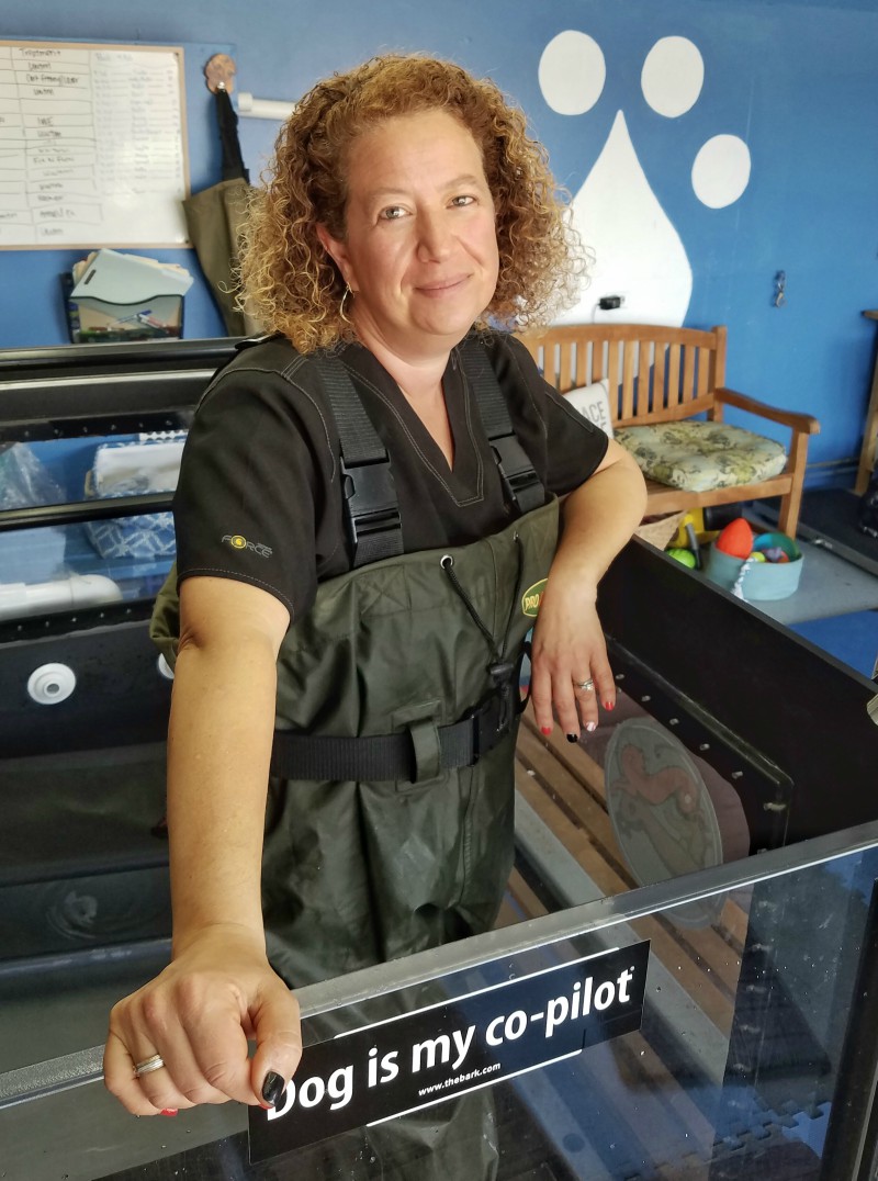 13IlanaSmilinginUWTM